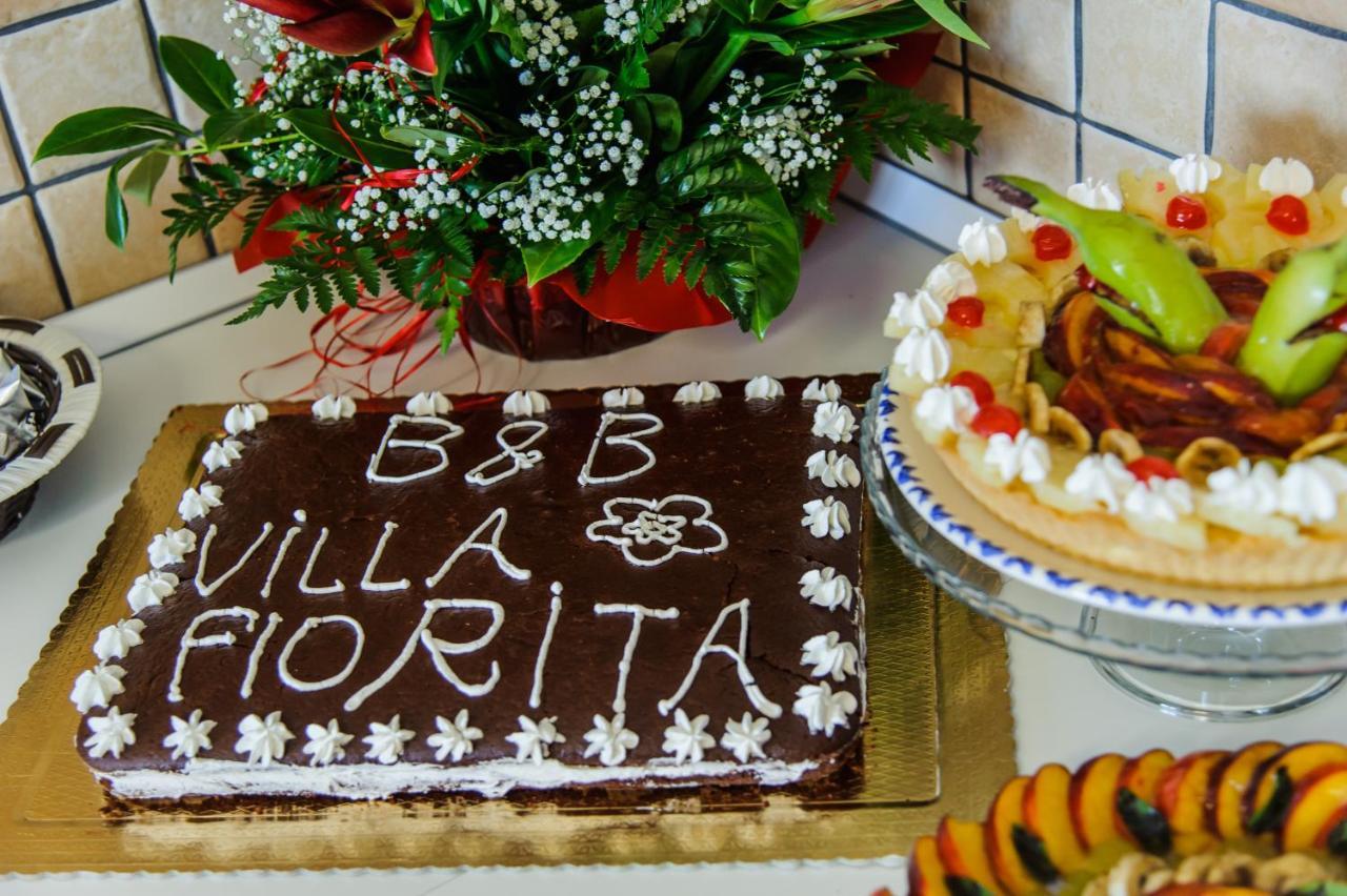 بياتْسا أرمارِنا B&B Villa Fiorita المظهر الخارجي الصورة